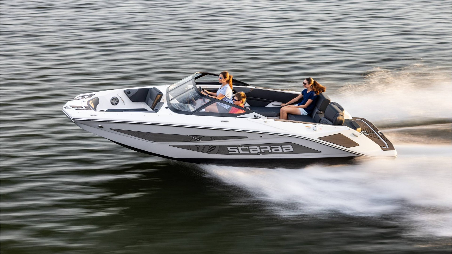 Scarab 215 LX